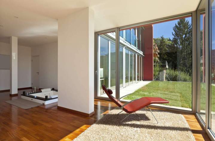 Mise en place de baies vitrées sur mesure